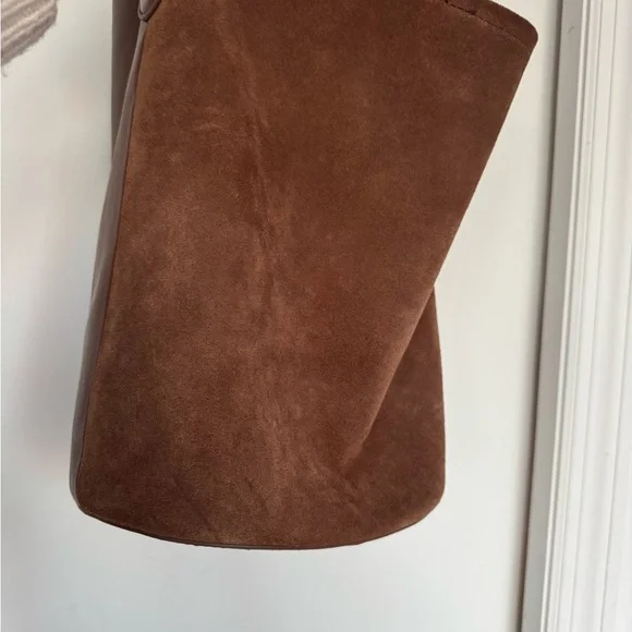 J. Crew Berkeley Bucket Bag - Picture 4 of 8